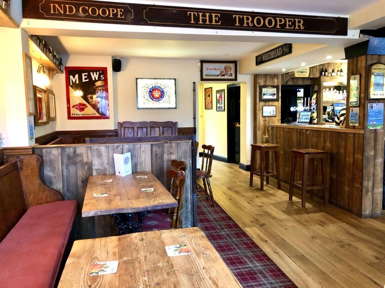 The Windsor Trooper Pub & Inn Exterior foto